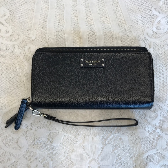 kate spade Handbags - Kate Spade Jeanne Large Carryall Wristlet Wallet